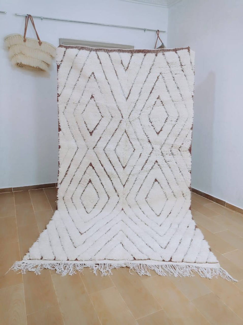 Handmade Moroccan Beni Ourain Rug – Cream White With Geometric Berber Diamonds