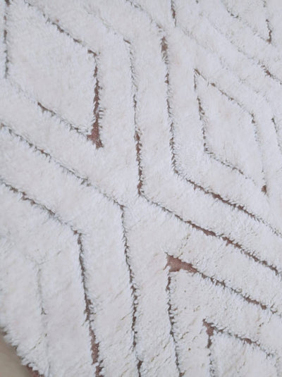 Handmade Moroccan Beni Ourain Rug – Cream White With Geometric Berber Diamonds